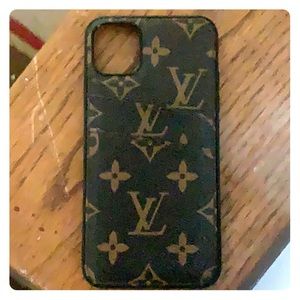 Real lv iPhone 11